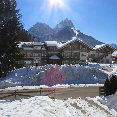 Residence Holiday Поцца-ди-Фасса Экстерьер фото