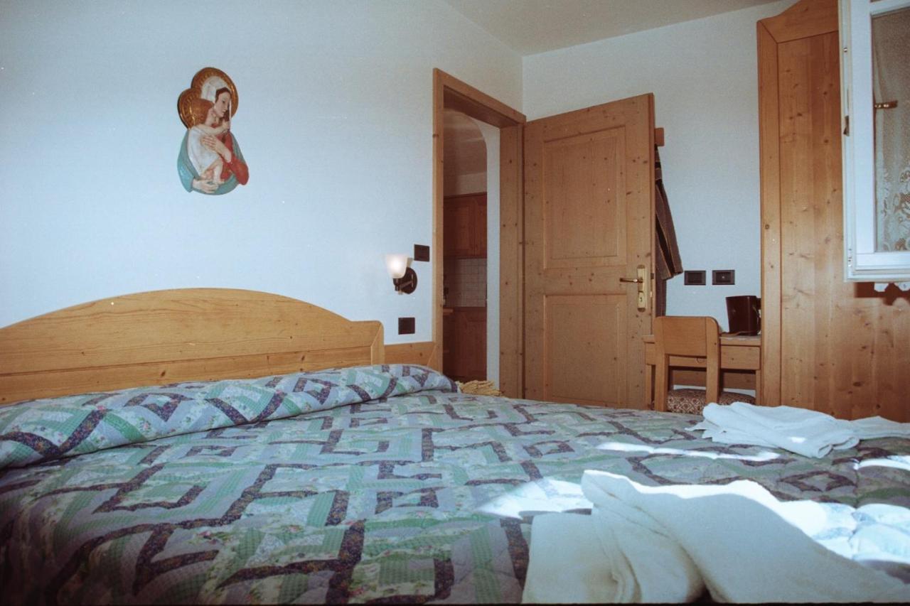 Residence Holiday Поцца-ди-Фасса Экстерьер фото